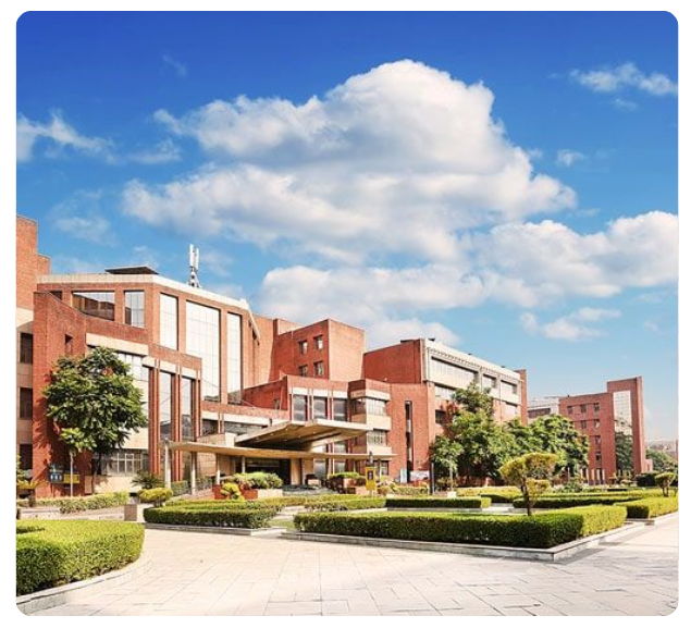 amity university (1)